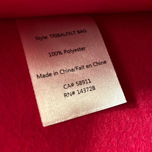 Tribal Pink Felt Bag Breast Cancer Awareness Rare - Picture 5 of 6